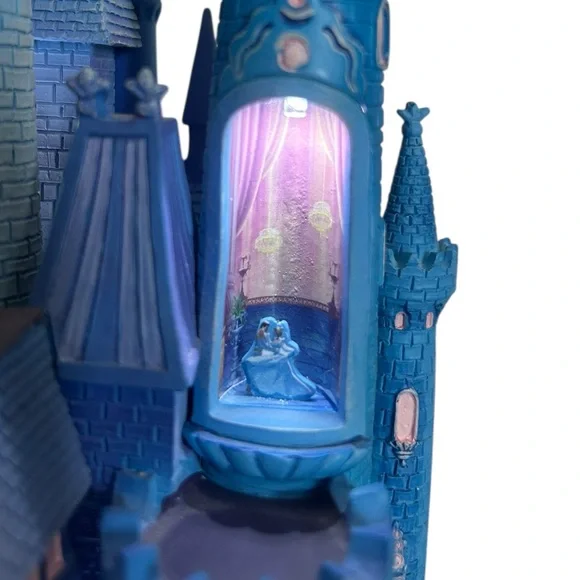 Disney Cinderella Castle Light-Up Display - Picture 3 of 10